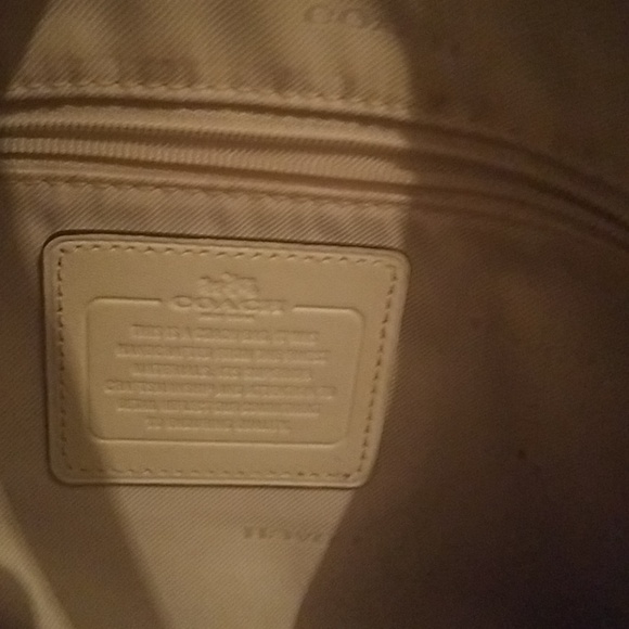 Coach shoulder bag - Picture 2 of 4